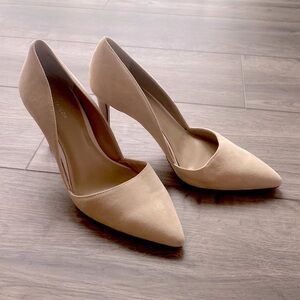 Ann Taylor Heels — New